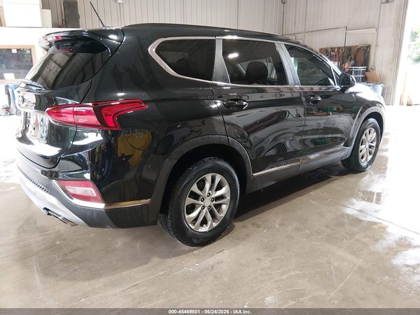 2019 HYUNDAI SANTA FE SE