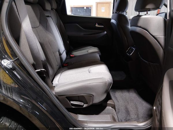 2019 HYUNDAI SANTA FE SE
