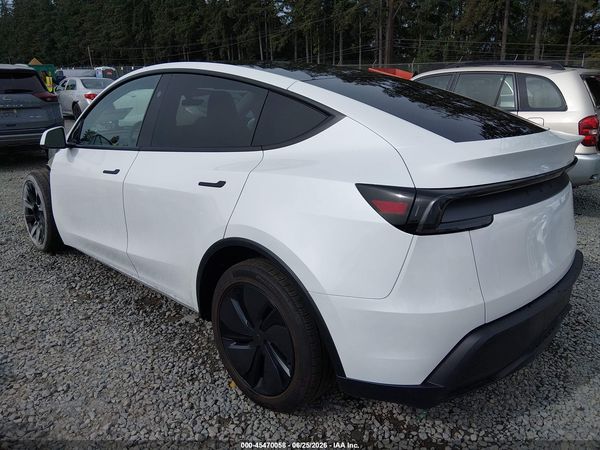 2026 TESLA MODEL Y