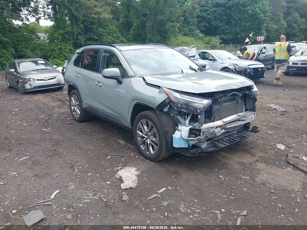 2022 TOYOTA RAV4 XLE PREMIUM