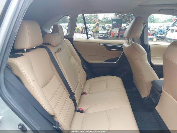2022 TOYOTA RAV4 XLE PREMIUM