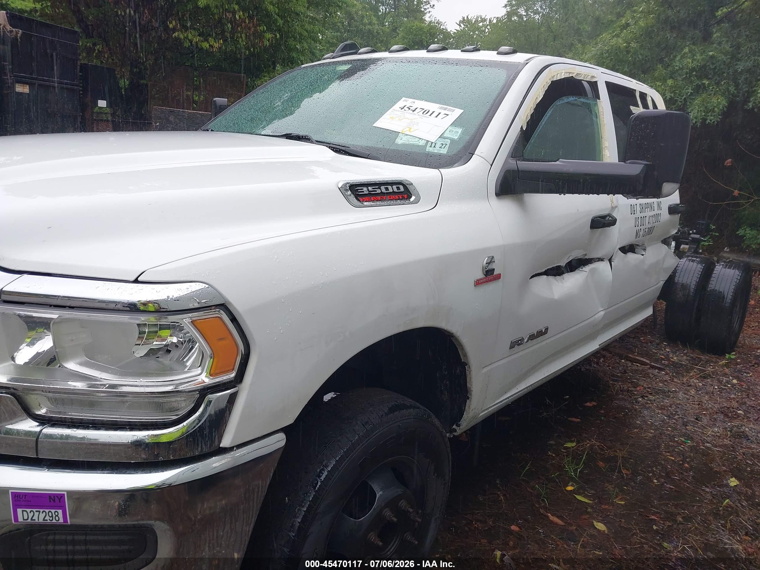 2022 RAM 3500 TRADESMAN  4X4 8' BOX