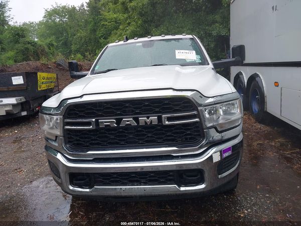 2022 RAM 3500 TRADESMAN  4X4 8' BOX