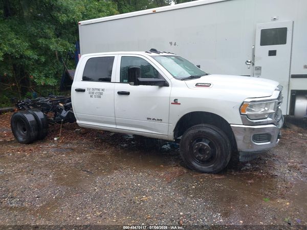 2022 RAM 3500 TRADESMAN  4X4 8' BOX