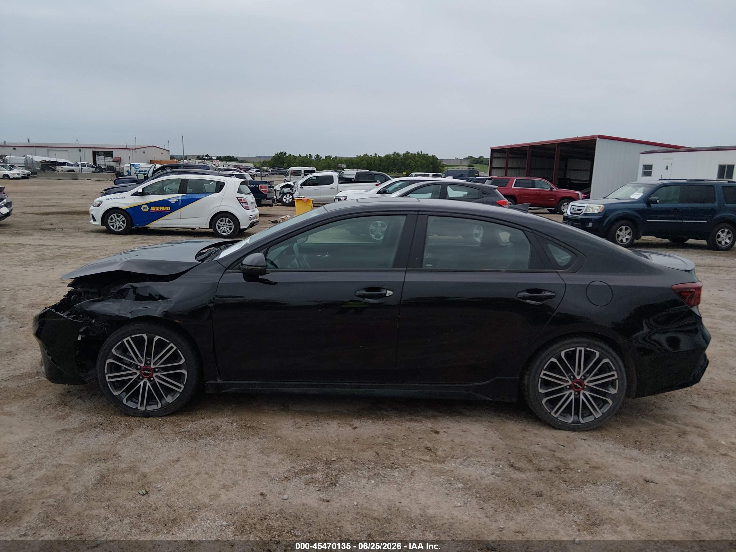 2022 KIA FORTE GT