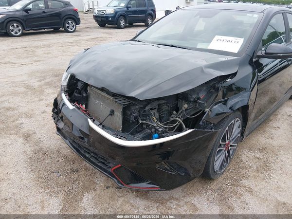 2022 KIA FORTE GT