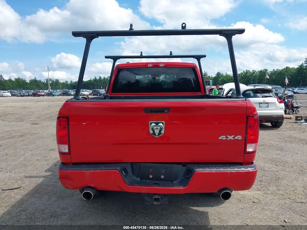 2017 RAM 1500 EXPRESS  4X4 6'4 BOX