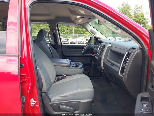 2017 RAM 1500 EXPRESS  4X4 6'4 BOX