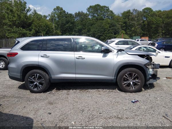 2019 TOYOTA HIGHLANDER LE