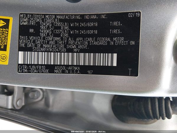 2019 TOYOTA HIGHLANDER LE