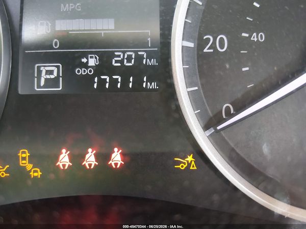 2024 NISSAN KICKS S XTRONIC CVT — I118