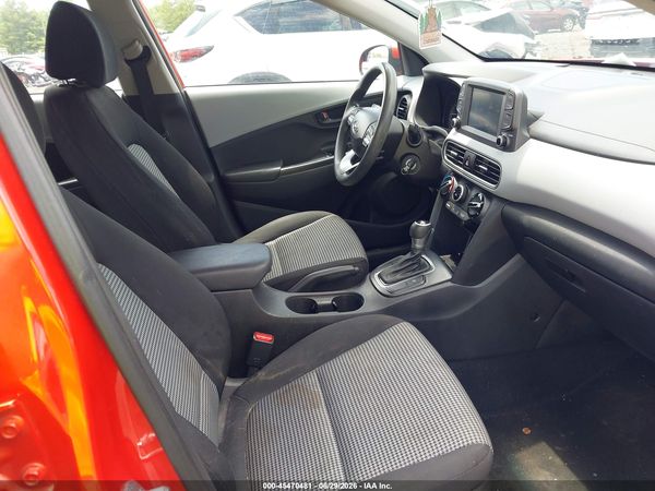 2020 HYUNDAI KONA SE