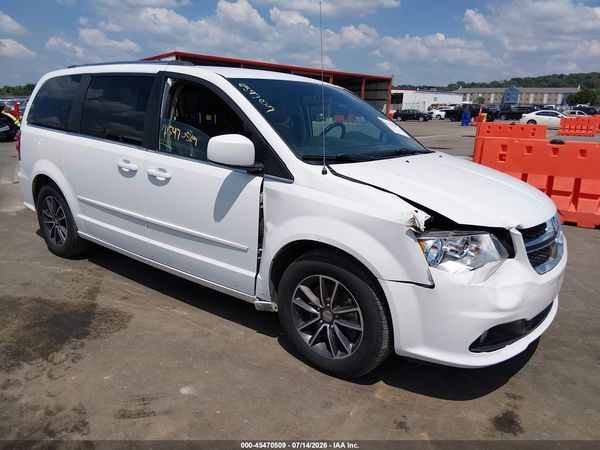 2017 DODGE GRAND CARAVAN SXT — I1