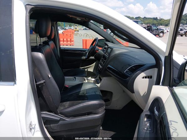 2017 DODGE GRAND CARAVAN SXT — I5