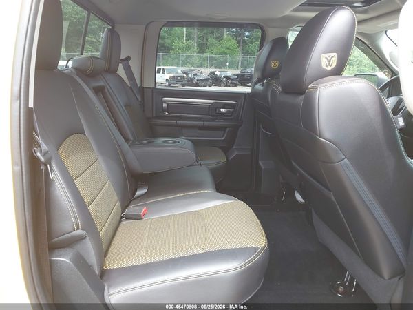 2016 RAM 1500 SPORT