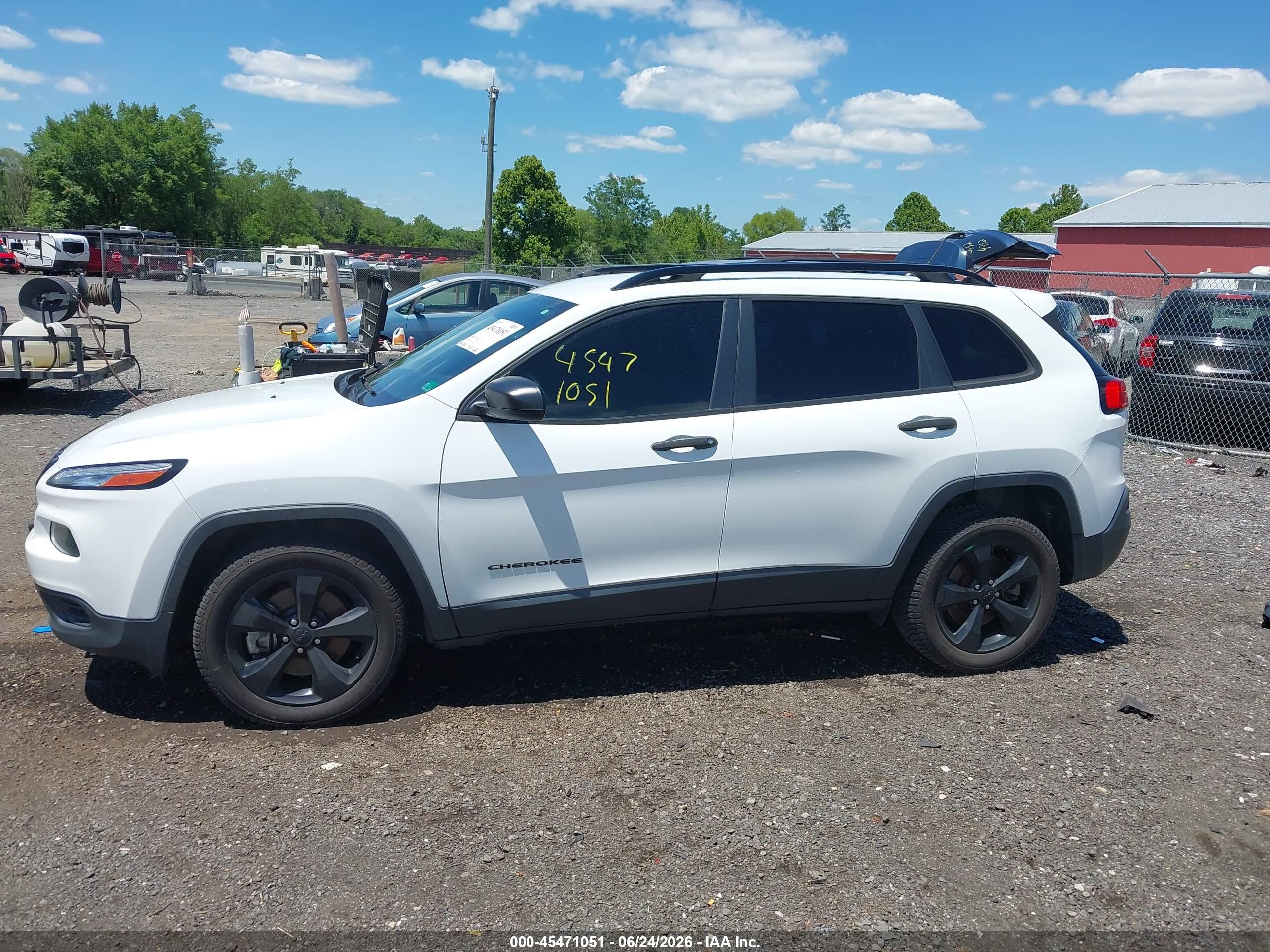 2017 JEEP CHEROKEE ALTITUDE FWD