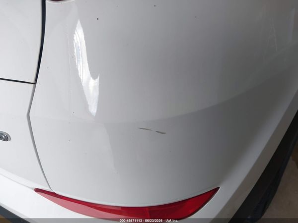2018 HYUNDAI TUCSON SE