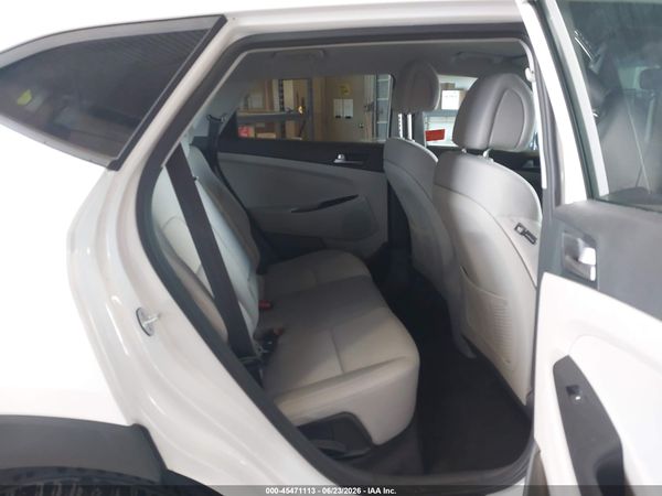 2018 HYUNDAI TUCSON SE