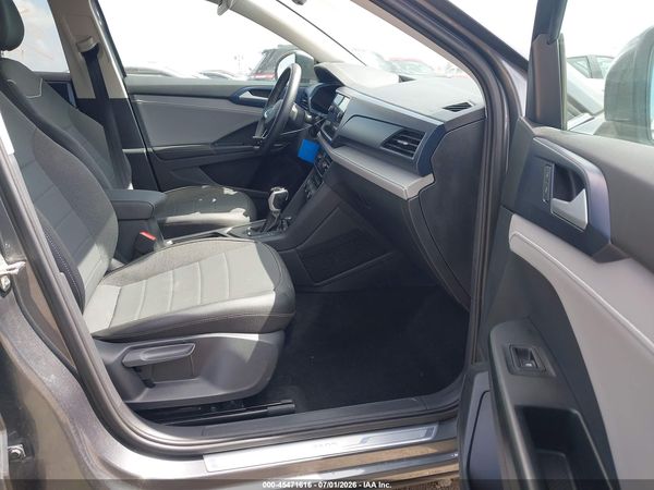 2024 VOLKSWAGEN TAOS 1.5T SE — I5