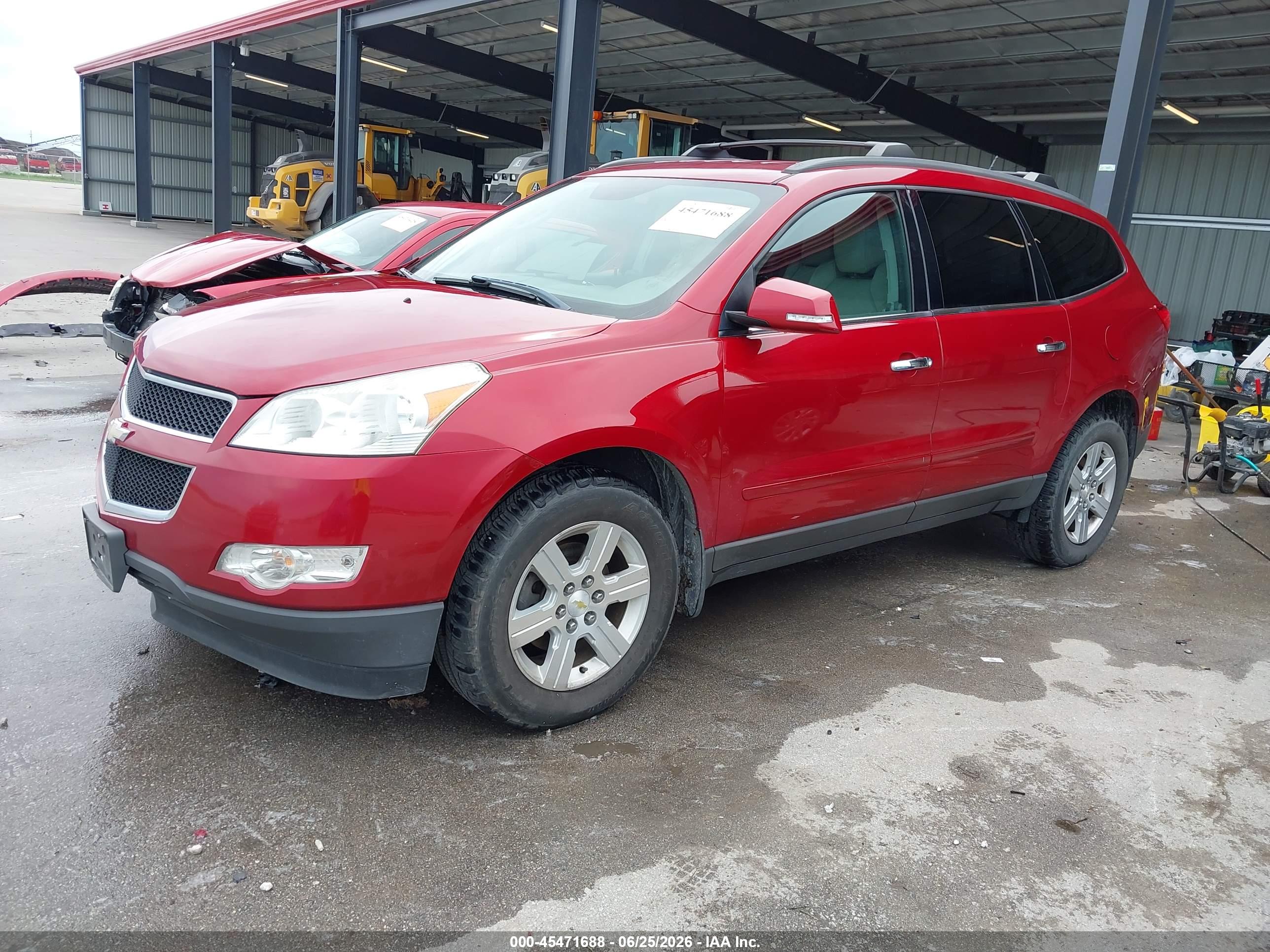 2012 CHEVROLET TRAVERSE LT W/2LT — I2