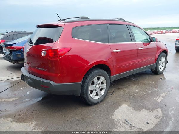 2012 CHEVROLET TRAVERSE LT W/2LT — I4