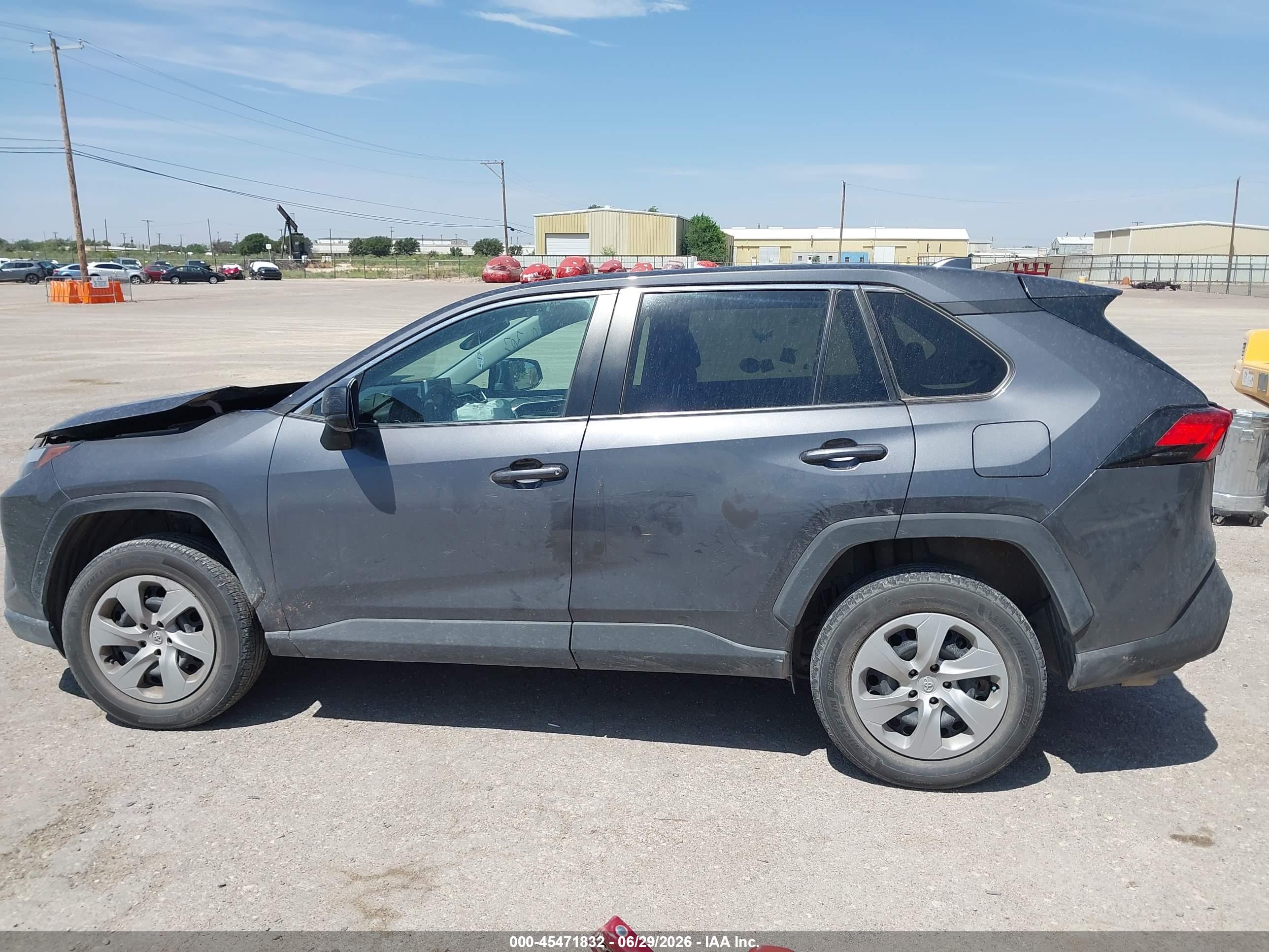 2023 TOYOTA RAV4 LE