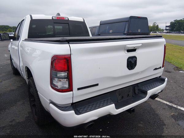 2022 RAM 1500 BIG HORN  4X4 6'4 BOX