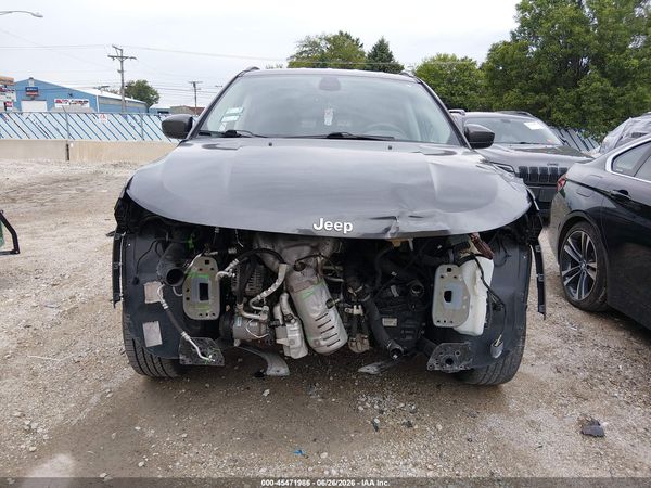 2018 JEEP COMPASS LATITUDE FWD