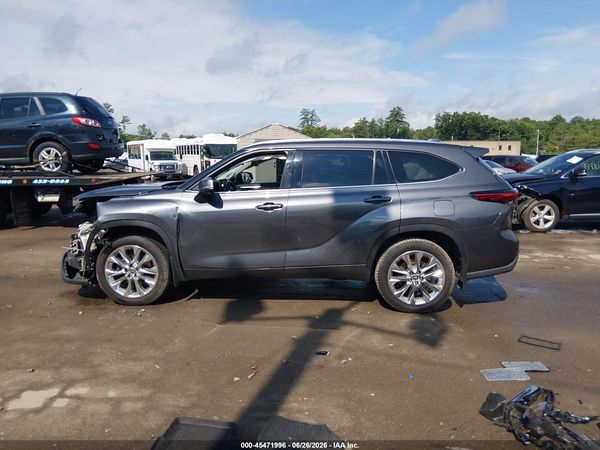 2021 TOYOTA HIGHLANDER LIMITED