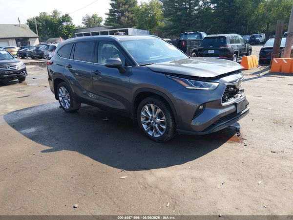 2021 TOYOTA HIGHLANDER LIMITED