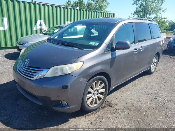 2012 TOYOTA SIENNA LIMITED 7 PASSENGER