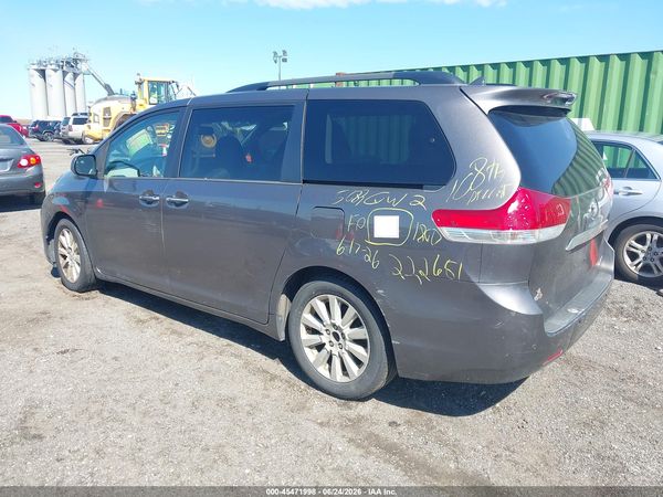 2012 TOYOTA SIENNA LIMITED 7 PASSENGER