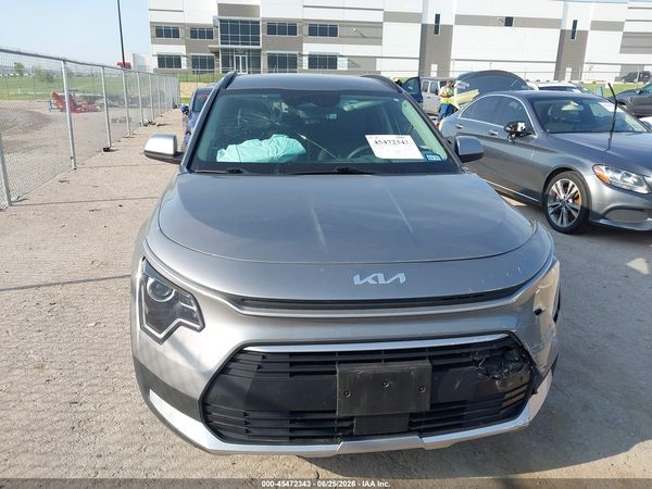 2024 KIA NIRO EX