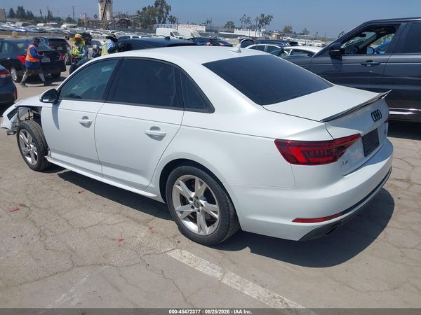 2018 AUDI A4