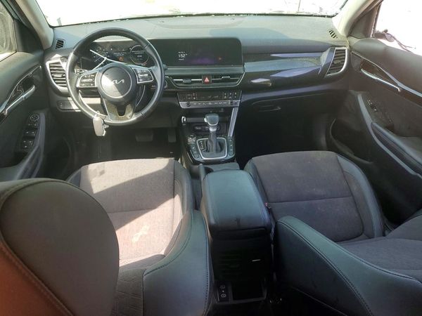 2024 KIA SELTOS S, X-Line