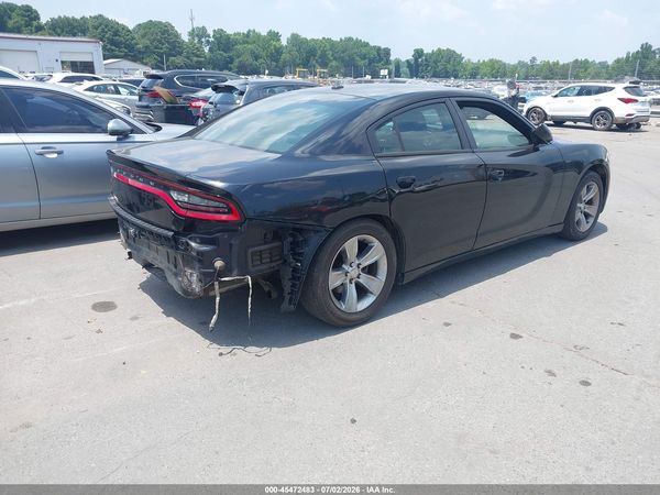 2016 DODGE CHARGER SXT