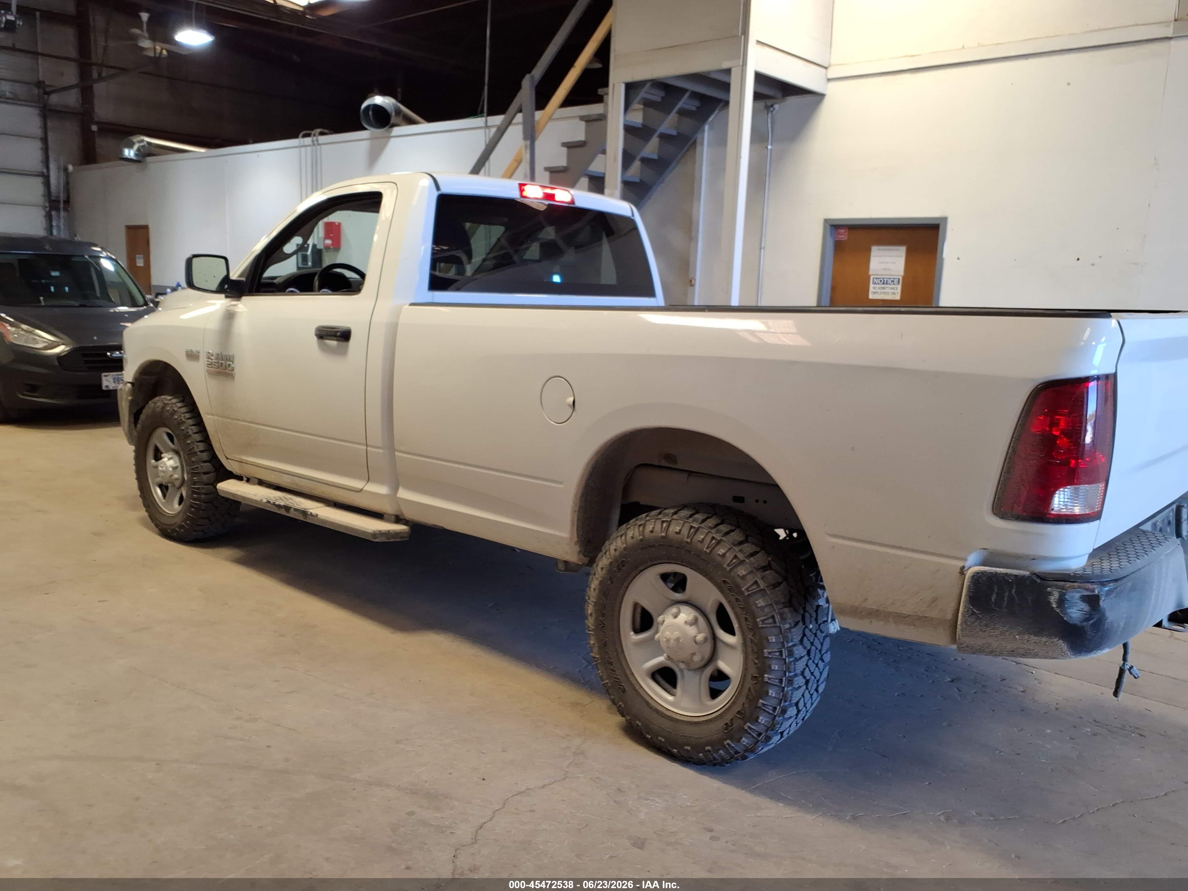 2018 RAM 2500 ST REG CAB 4X4