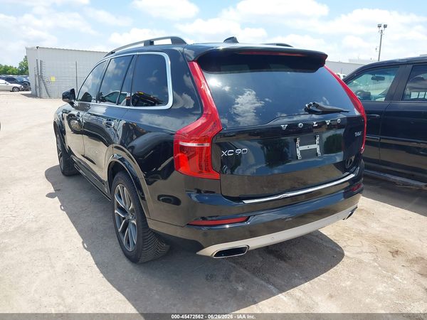 2017 VOLVO XC90 T6 MOMENTUM
