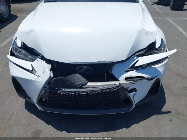 2018 LEXUS IS 300
