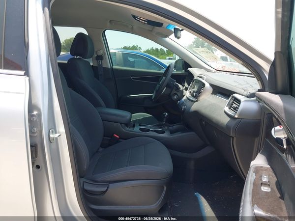 2016 KIA SORENTO 2.4L LX