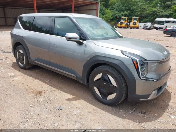 2024 KIA EV9 LIGHT LONG RANGE