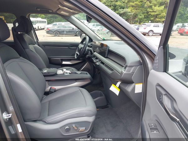 2024 KIA EV9 LIGHT LONG RANGE