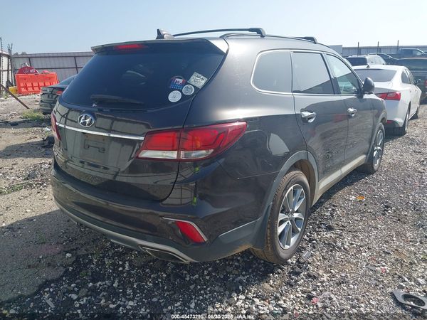 2017 HYUNDAI SANTA FE SE