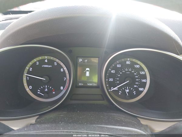 2017 HYUNDAI SANTA FE SE