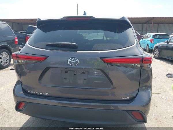 2021 TOYOTA HIGHLANDER XLE