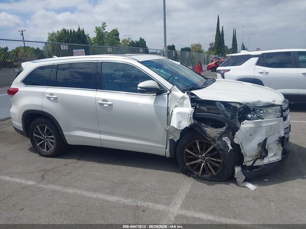2018 TOYOTA HIGHLANDER XLE
