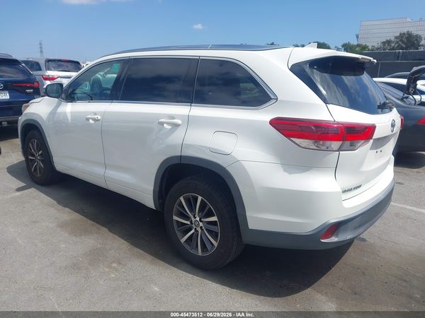 2018 TOYOTA HIGHLANDER XLE