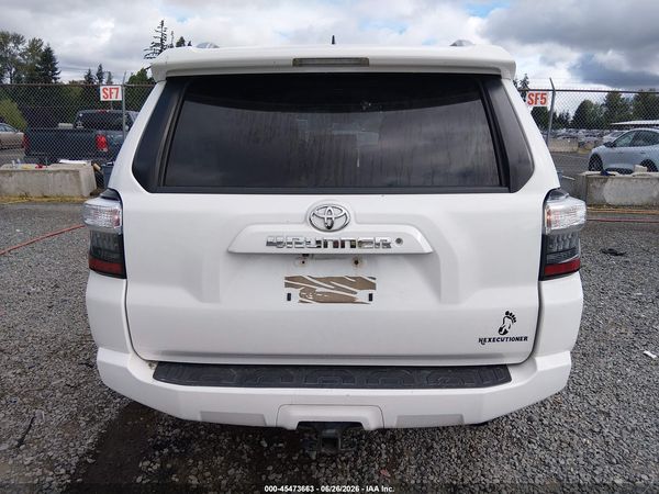 2018 TOYOTA 4RUNNER SR5