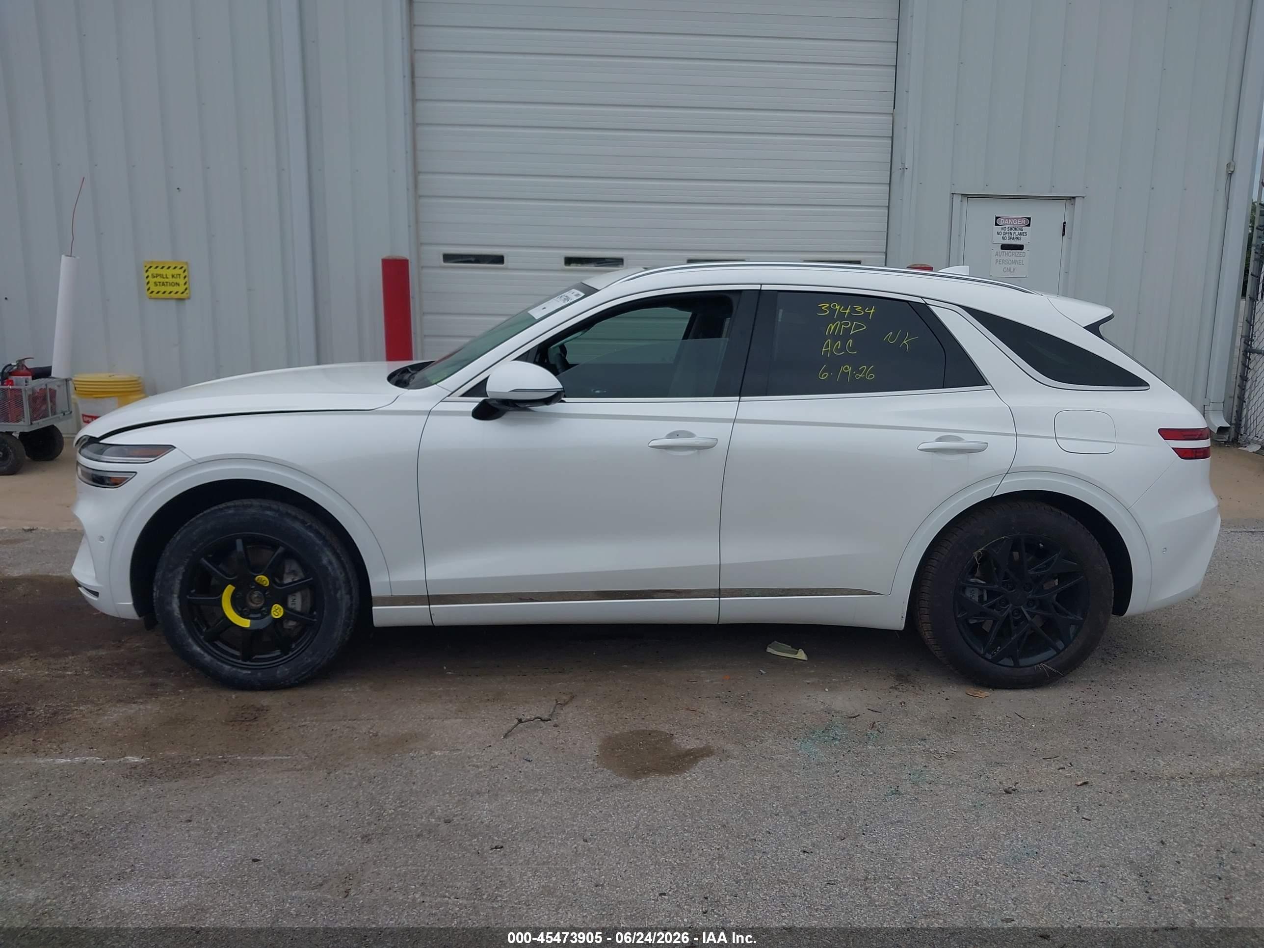 2023 GENESIS GV70 2.5T AWD