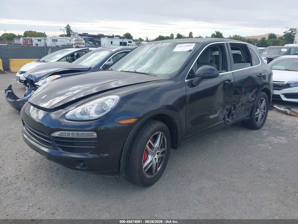 2012 PORSCHE CAYENNE